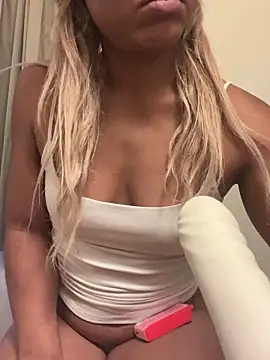 princessandthefootjob online show from 20, 4, 2026