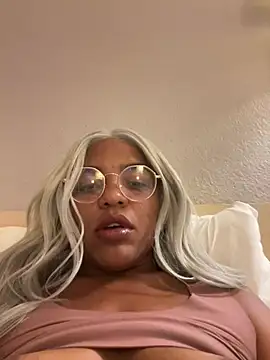 princessandthefootjob online show from 27, 4, 2026
