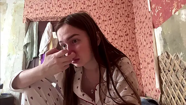 Hanna  Montanna online show from 12, 4, 2026