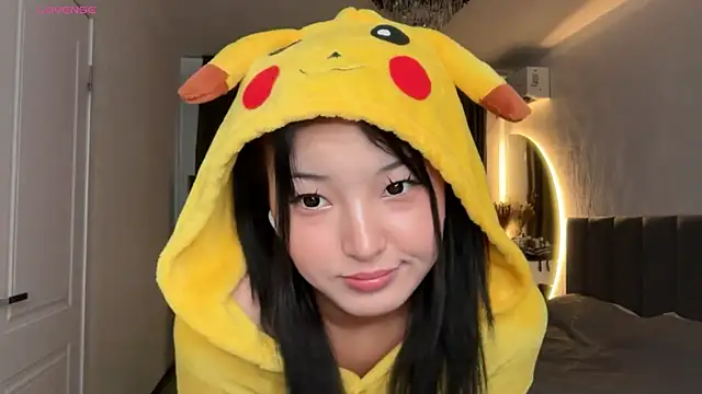 Snapshot of minnie_joy chatting on 26, 6, 2026 minnie joy online show from 26, 6, 2026