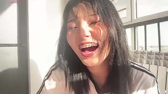 minnie joy online show from 11, 5, 2026