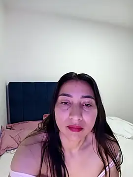 Snapshot of ANGELY_WET_JEET chatting on 28, 2, 2026 ANGELY WET JEET online show from 28, 2, 2026