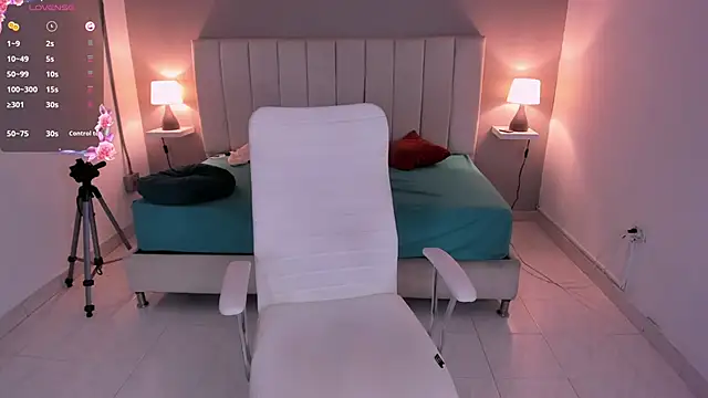 milkk  online show from 13, 4, 2026