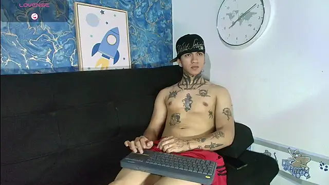 Snapshot of Tessarion_Black chatting on 22, 6, 2026 Tessarion Black online show from 22, 6, 2026
