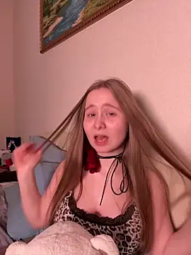 cutefoxieee online show from 25, 5, 2026