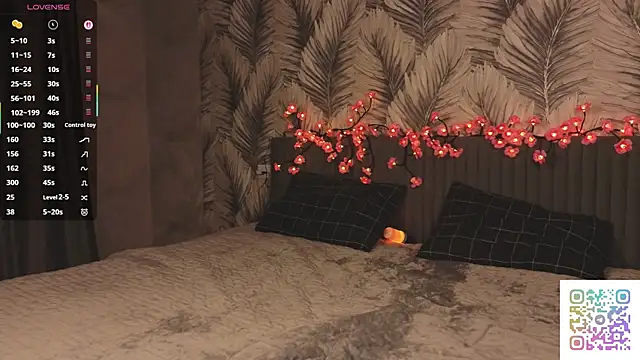 HinaVibe online show from 15, 4, 2026