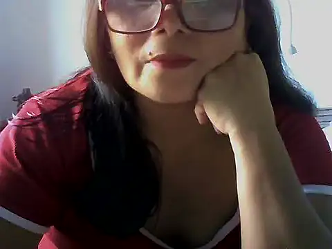 Flowerblossom123 online show from 12, 4, 2026