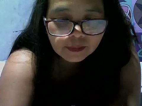 Flowerblossom123 online show from 18, 3, 2026