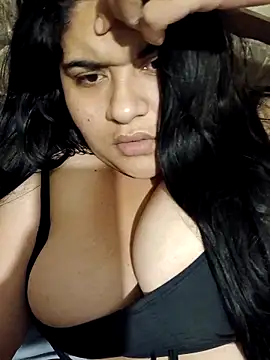 Orianamzn21 online show from 7, 5, 2026