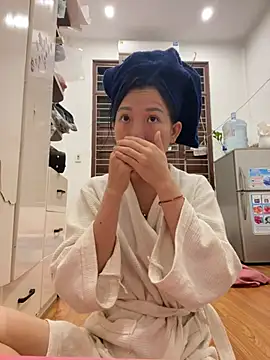 Snapshot of Miumieu2 chatting on 24, 2, 2026 Miumieu2 online show from 24, 2, 2026