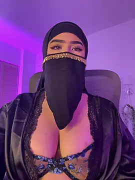 Yasmin cute online show from 13, 7, 2026