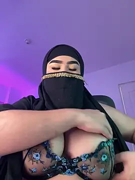 Yasmin cute online show from 12, 5, 2026