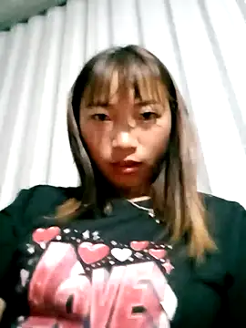 Snapshot of Xuka-xx chatting on 1, 3, 2026 Xuka-xx online show from 1, 3, 2026