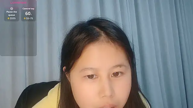 Snapshot of Hannah-33 chatting on 26, 2, 2026 Hannah-33 online show from 26, 2, 2026