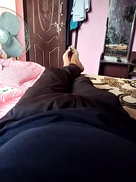 Snapshot of magicmovemen chatting on 24, 2, 2026 magicmovemen online show from 24, 2, 2026