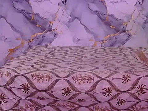 Aayesha-queen online show from 2, 4, 2026