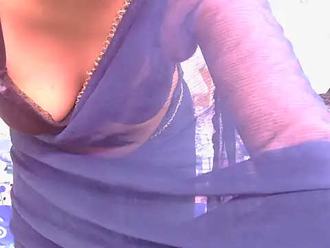 Aayesha-queen online show from 3, 5, 2026