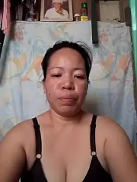 Snapshot of sweet_lhyn chatting on 12, 3, 2026 sweet lhyn online show from 12, 3, 2026