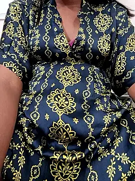 Lovely sanah online show from 4, 3, 2026