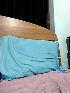 Snapshot of madhu2002sl chatting on 25, 2, 2026 madhu2002sl online show from 25, 2, 2026