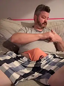 chubbylittlesecret online show from 5, 4, 2026