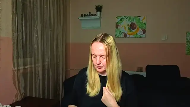Snapshot of Bella_soulmate chatting on 4, 7, 2026 Bella soulmate online show from 4, 7, 2026