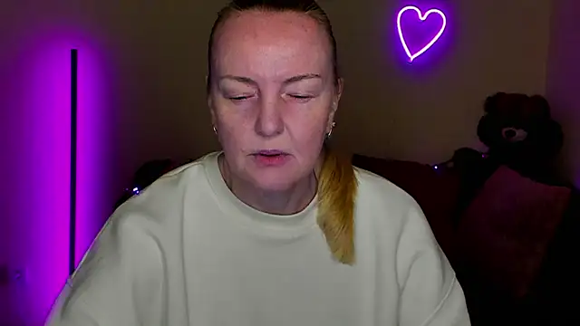 Bella soulmate online show from 18, 4, 2026