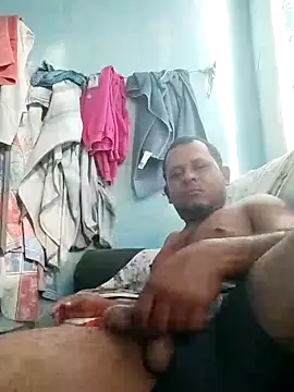 Snapshot of Pau32boy chatting on 19, 5, 2026 Pau32boy online show from 19, 5, 2026