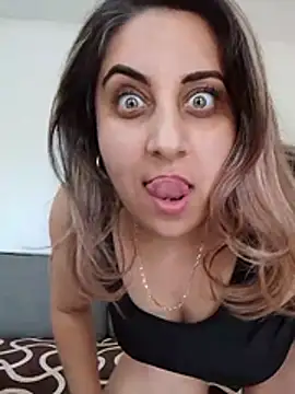 Snapshot of I_amXenox chatting on 4, 3, 2026 I amXenox online show from 4, 3, 2026