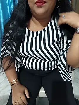 Moonae online show from 8, 4, 2026