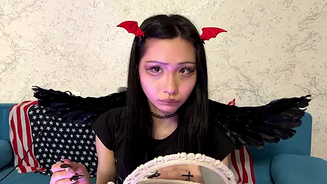 kishagrayone online show from 26, 3, 2026