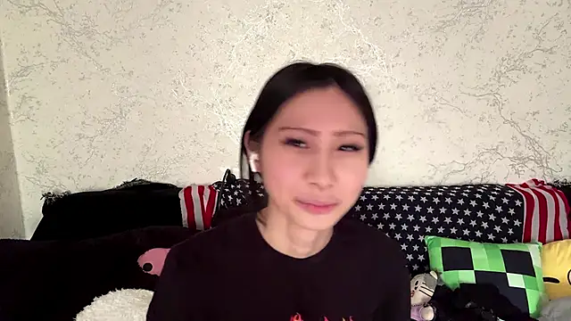 kishagrayone online show from 15, 5, 2026