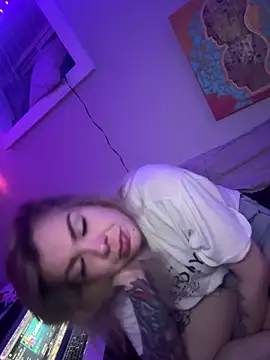 Snapshot of LaurenRae_x chatting on 1, 3, 2026 LaurenRae x online show from 1, 3, 2026