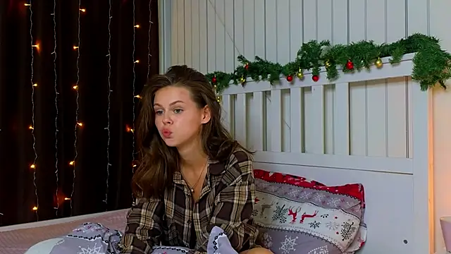 Snapshot of EarthaLevra chatting on 27, 2, 2026 EarthaLevra online show from 27, 2, 2026