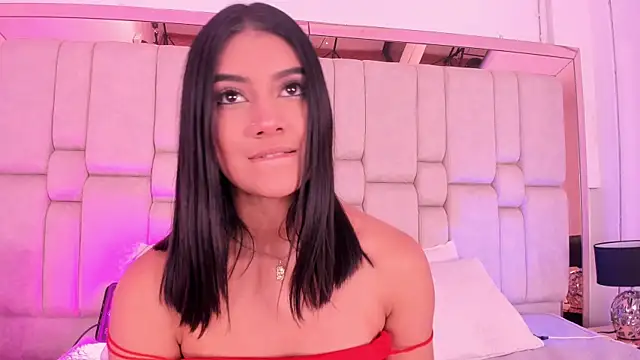 KatherineRuiz  online show from 11, 5, 2026