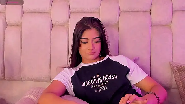 KatherineRuiz  online show from 14, 3, 2026