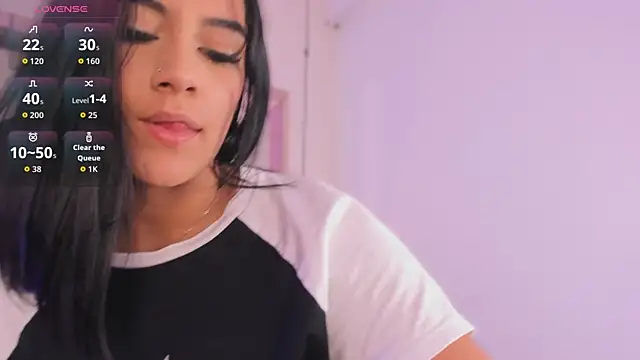 KatherineRuiz  online show from 15, 4, 2026