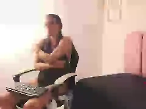 Snapshot of samira-grey chatting on 23, 2, 2026 samira-grey online show from 23, 2, 2026