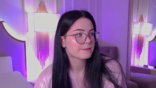 CindyMil online show from 22, 7, 2026