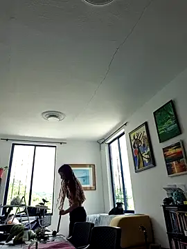 IrisBound online show from 28, 4, 2026