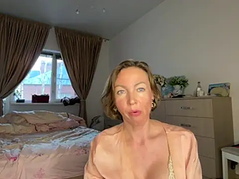 angelicfenix online show from 12, 4, 2026