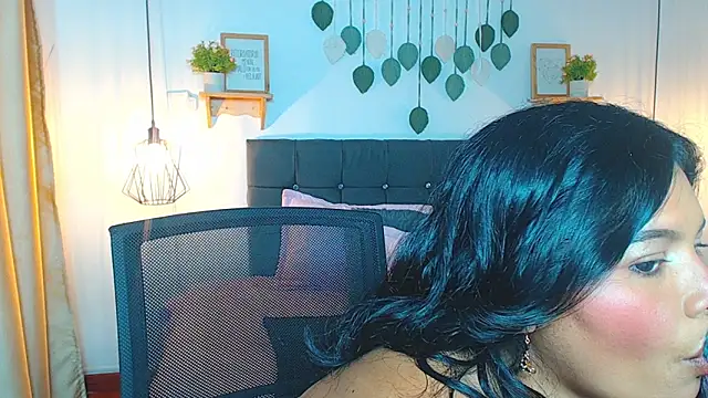 Emma hassani online show from 24, 3, 2026