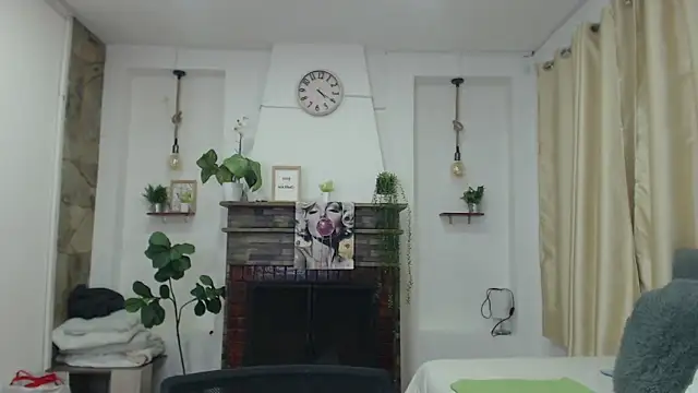 Snapshot of Emma_hassani chatting on 20, 4, 2026 Emma hassani online show from 20, 4, 2026