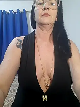 Snapshot of Camilegaucha chatting on 2, 8, 2026 Camilegaucha online show from 2, 8, 2026