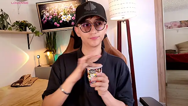 Snapshot of Sr_evann chatting on 1, 3, 2026 Sr evann online show from 1, 3, 2026