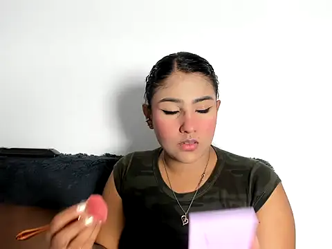 TatyGomez  online show from 28, 5, 2026