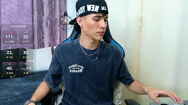 AronTawers online show from 22, 5, 2026
