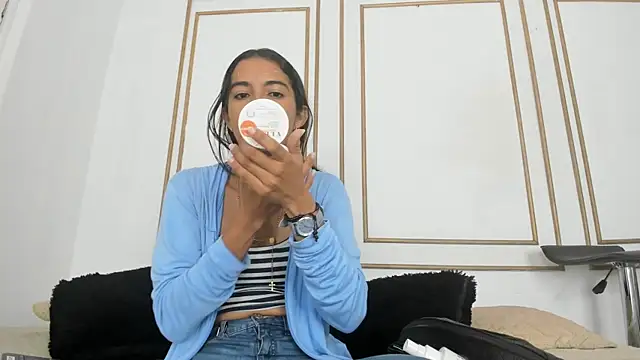 emily gaviria1 online show from 27, 5, 2026