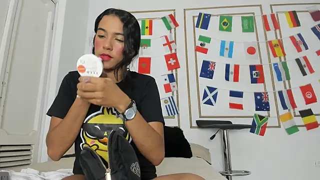 Snapshot of emily_gaviria1 chatting on 26, 6, 2026 emily gaviria1 online show from 26, 6, 2026