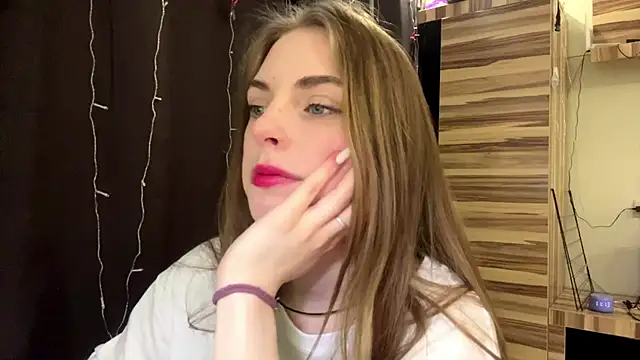 Snapshot of PollyDream chatting on 28, 2, 2026 PollyDream online show from 28, 2, 2026